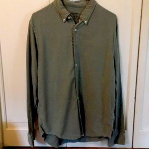 Men’s A&F long sleeve button down shirt